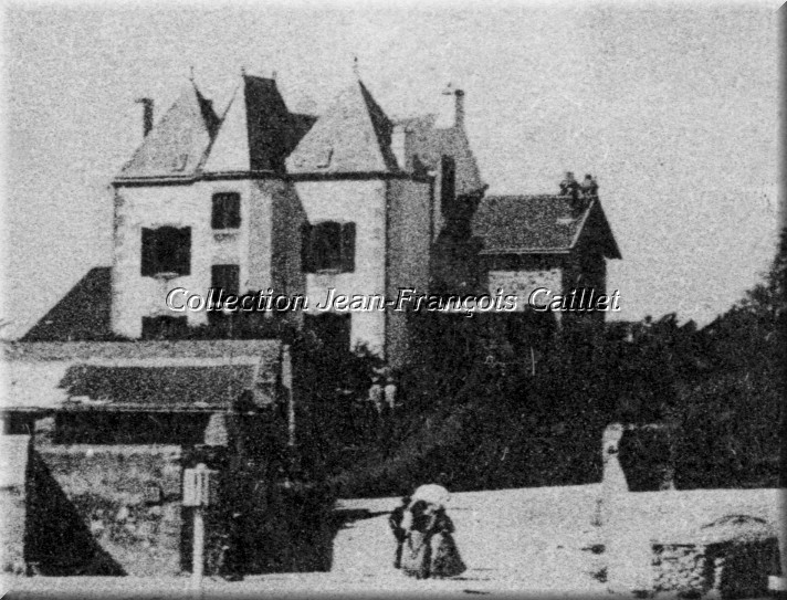Photographie de la villa Saint-Michel-du-Rocher vers 1900.