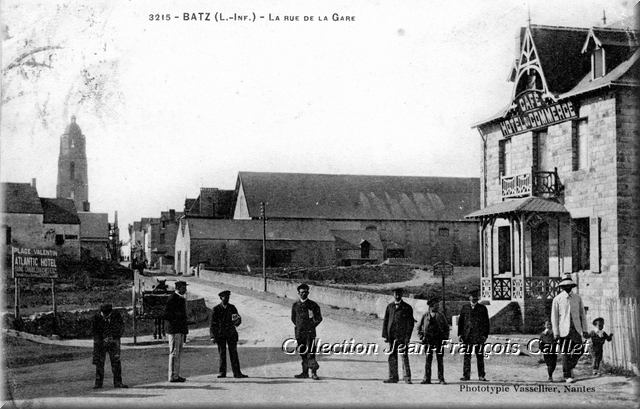 3215 - Batz (L.-Inf.) - La rue de la Gare